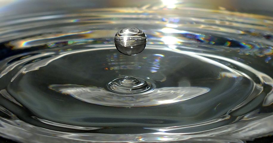 reflection-3196116__480